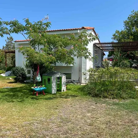 Nyaraló Andromeda Shell House